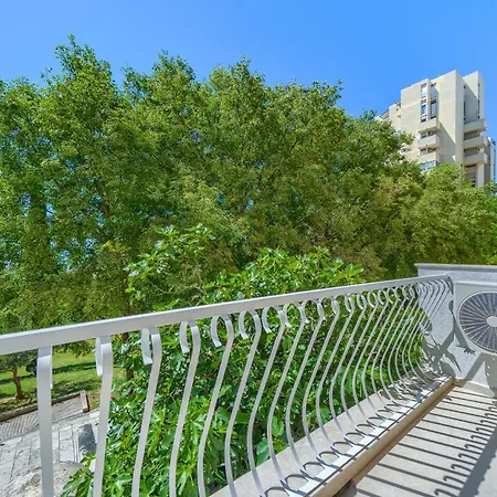 Modern Zia Lux Apartman *